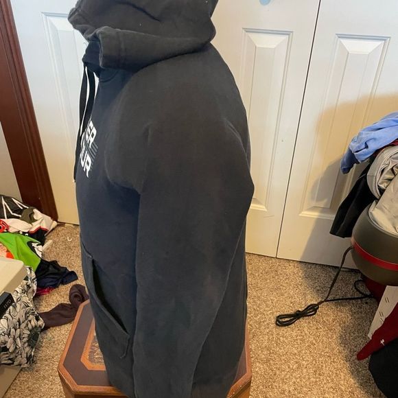 Under Armour Mens Small HeatGear Black Hoodie - Picture 2 of 5